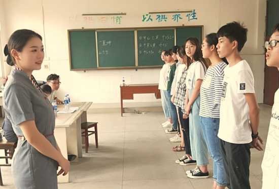 青春飞扬，舞动华章，安陆中职教育未来可期