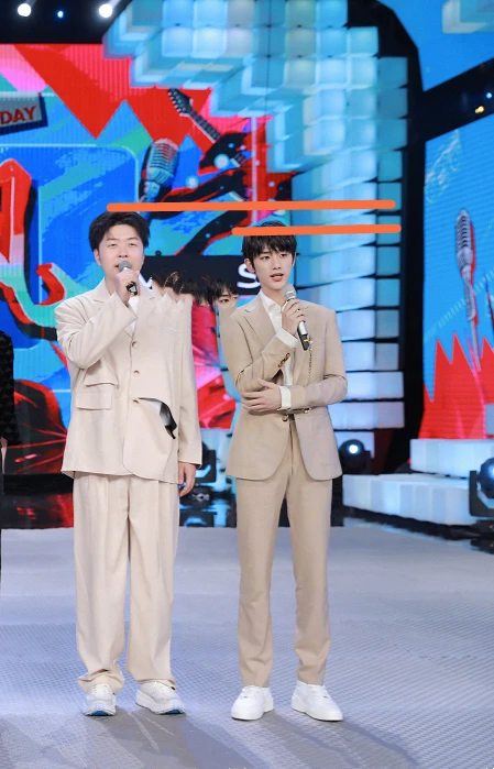 身高最有欺骗性的10位男星，看脸只有1米7，实际却有1米8