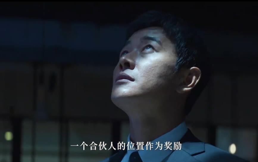 罗晋《庭外》今晚6点开播，阵容强大，3大看点啥都有，有大剧看了