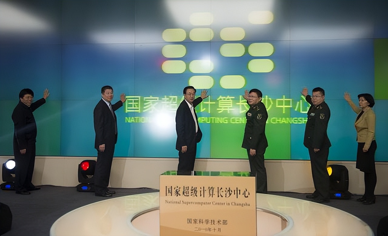 少年强则国家强，少年，为了强国报这些高校吧