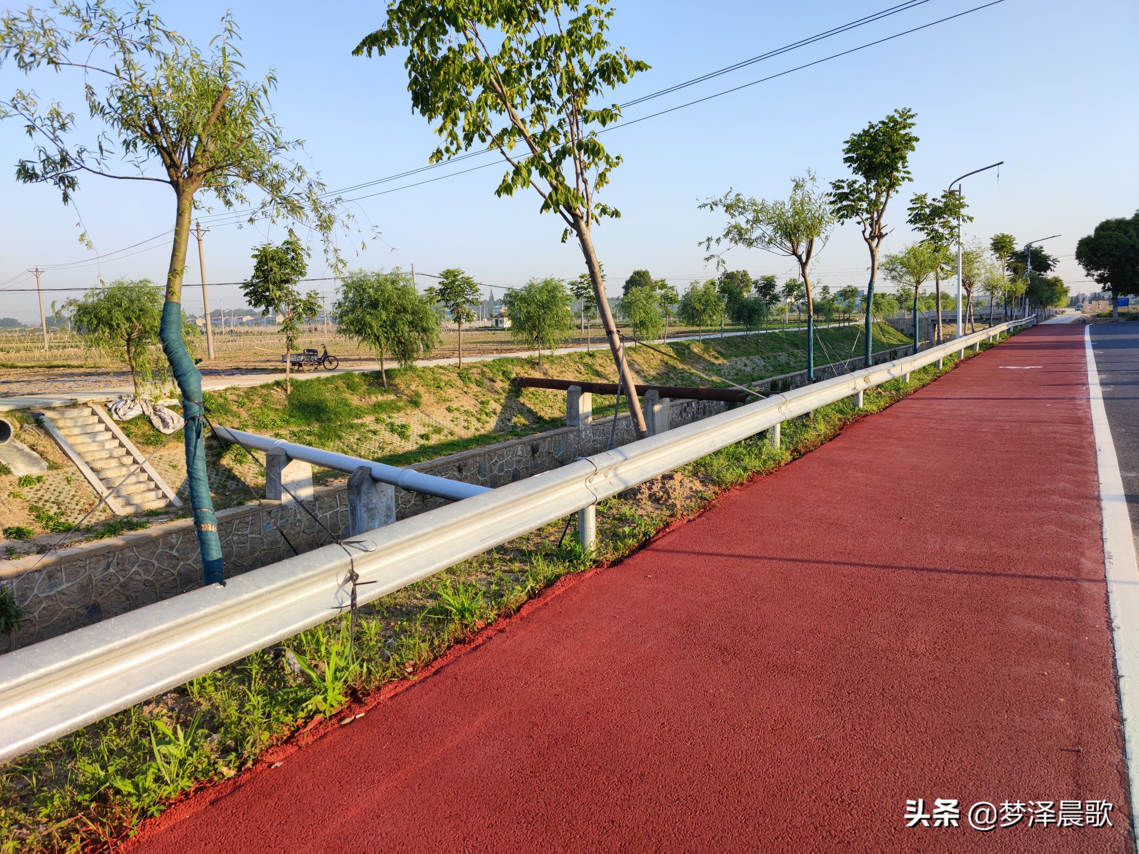 鄉村道路顏值高 通村道路建成景觀道 - 雲夢縣城關鎮