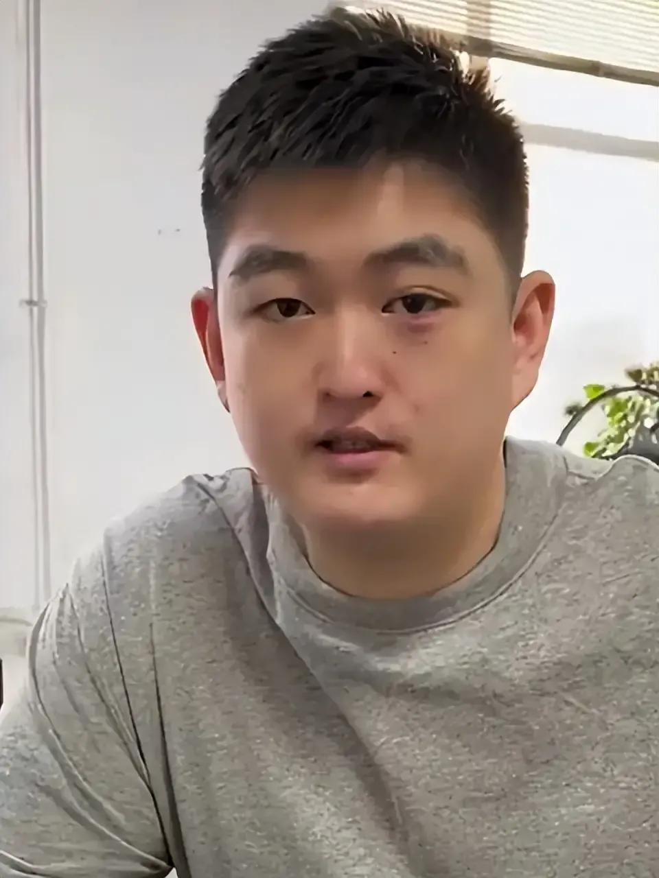 赵本山儿子赵大牛说这辈子不需要努力了，光他爸财产吃利息就够了