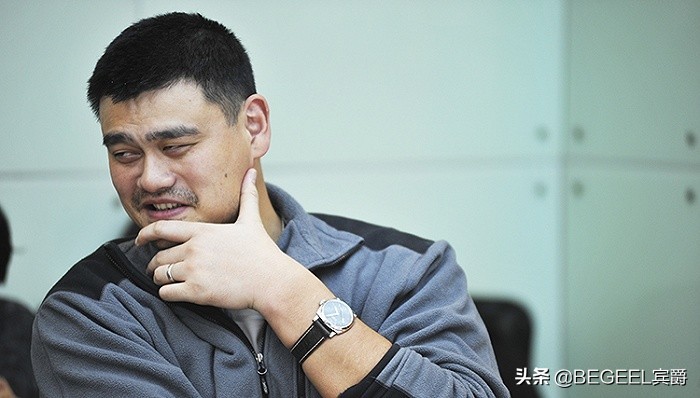 王菲那么爱他不是没道理！看他的手表，就知道处女座的男人情商高