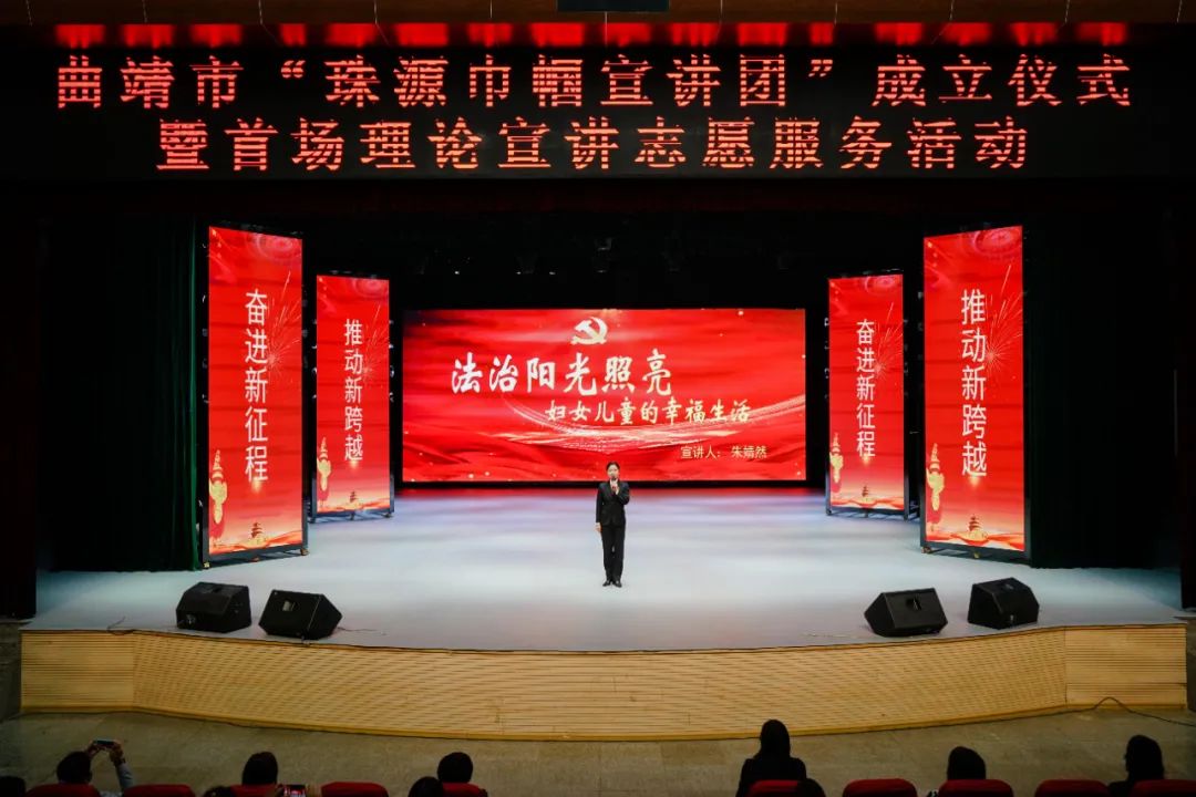 【身边榜样】致敬“铿锵玫瑰”
