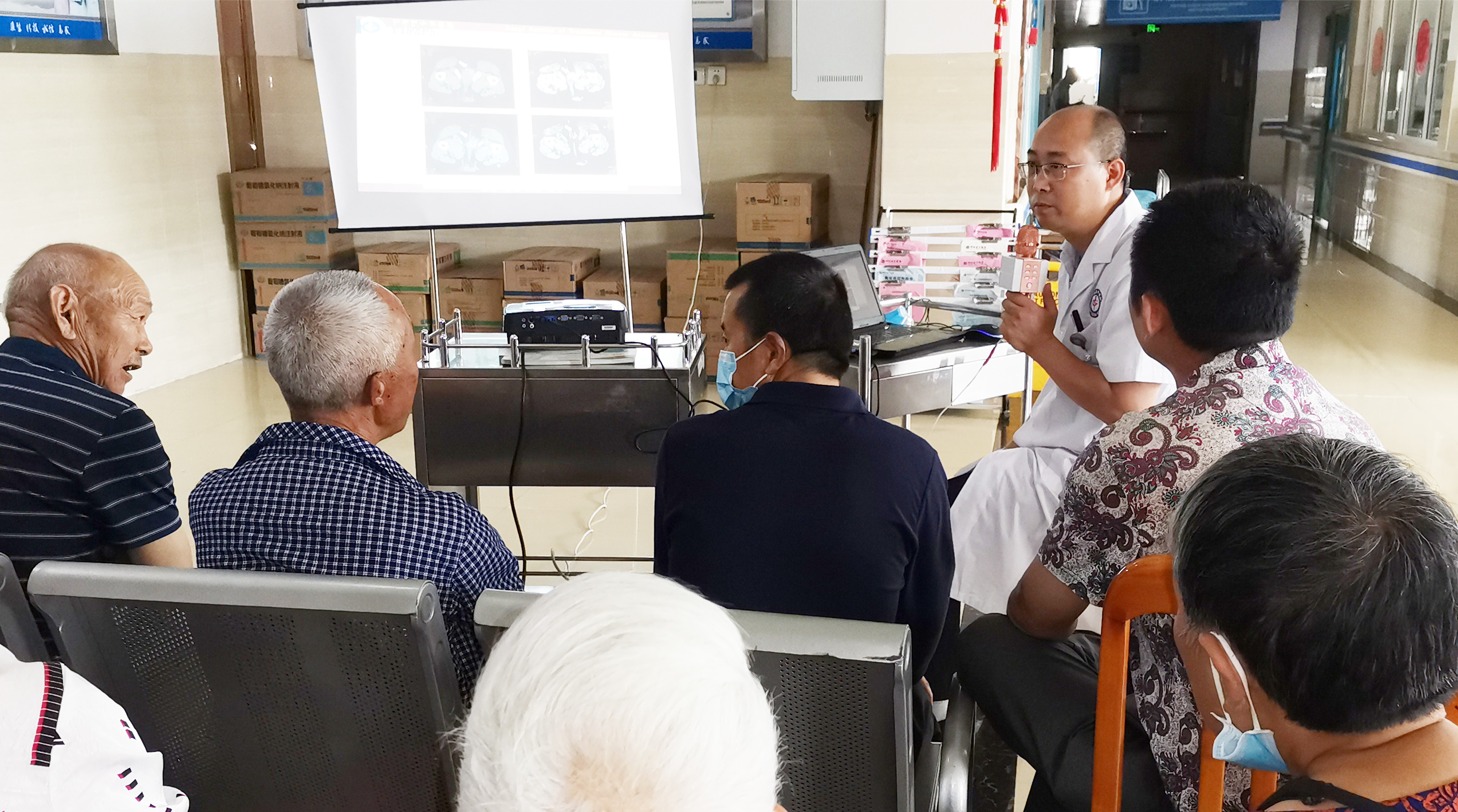 剑阁县中医医院肿瘤科开展健康讲座活动