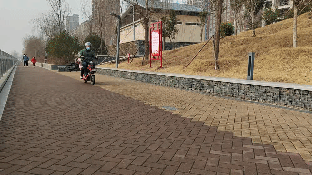 为孩子遮风挡雨，守护孩子安全，Smart4u卡通儿童安全头盔体验