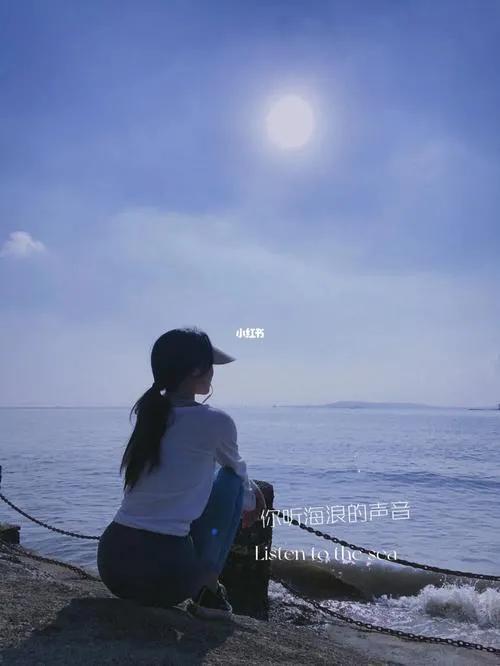 在学校的时候，当你回头看他，他是不是也在看你？