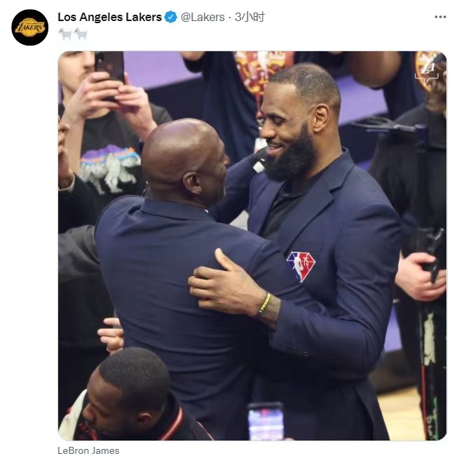 詹姆斯为什么叫nba史上第一人(詹姆斯自封历史第一人，并给出三大理由支撑，公牛与湖人隔空叫板)