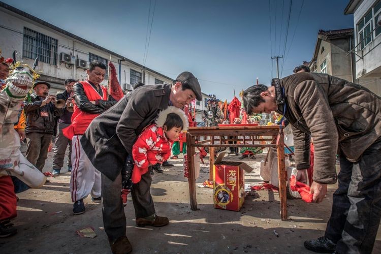 不过圣诞就能振兴传统节日？中国曾有自己的圣诞，后来为何丢了？