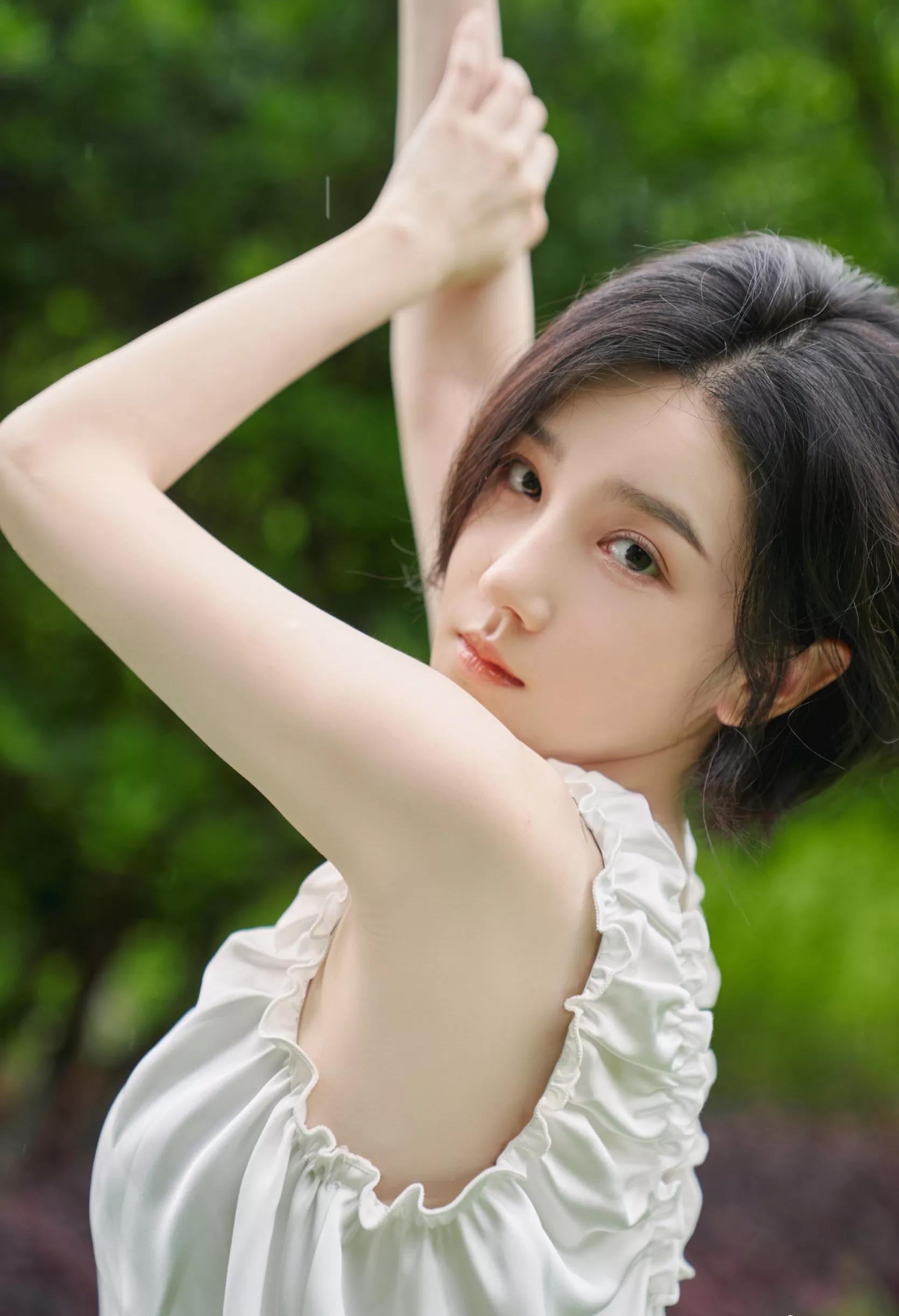 手机大片，女星陈小纭和李沁