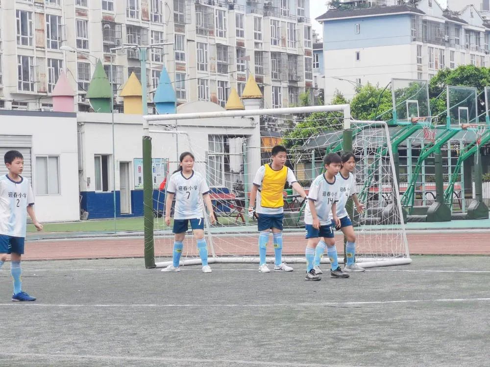 双流区迎春小学举行第七届校园足球班级联赛暨啦啦操比赛颁奖仪式