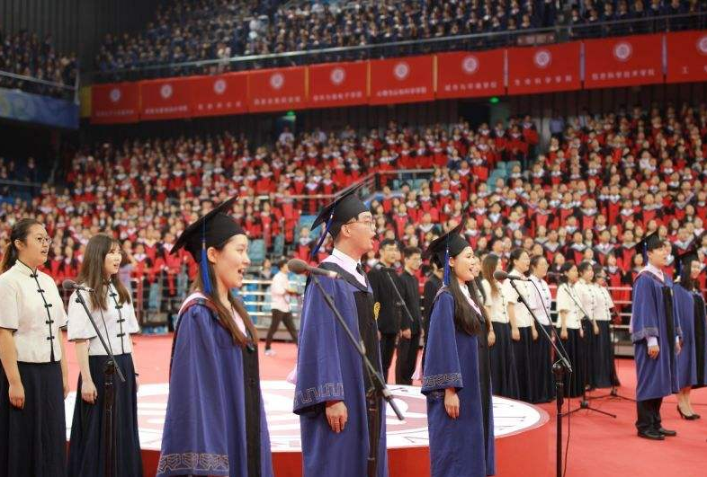 赴美深造的北大才女唐晓琳：9年后在金门大桥自杀，调查发现隐情