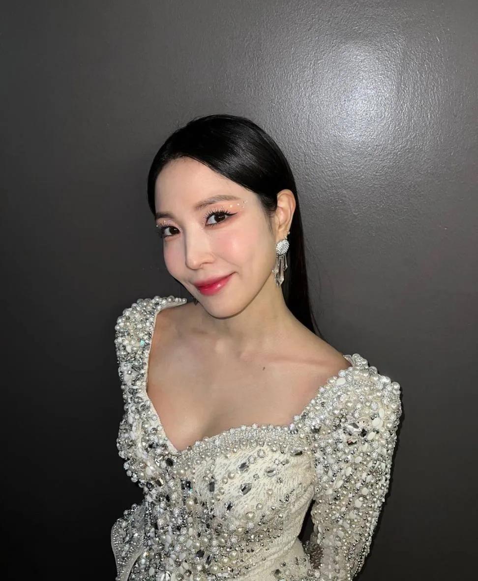 韩国天后宝儿，虽然个子不高，但气场实在是太强大了