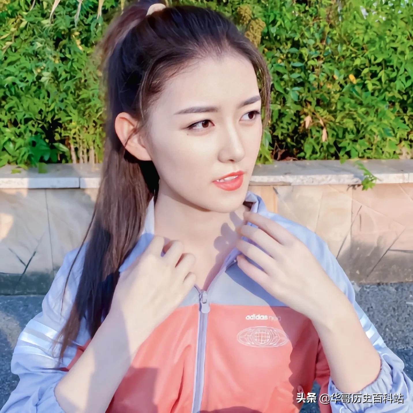 清纯小仙女《蒋依依》