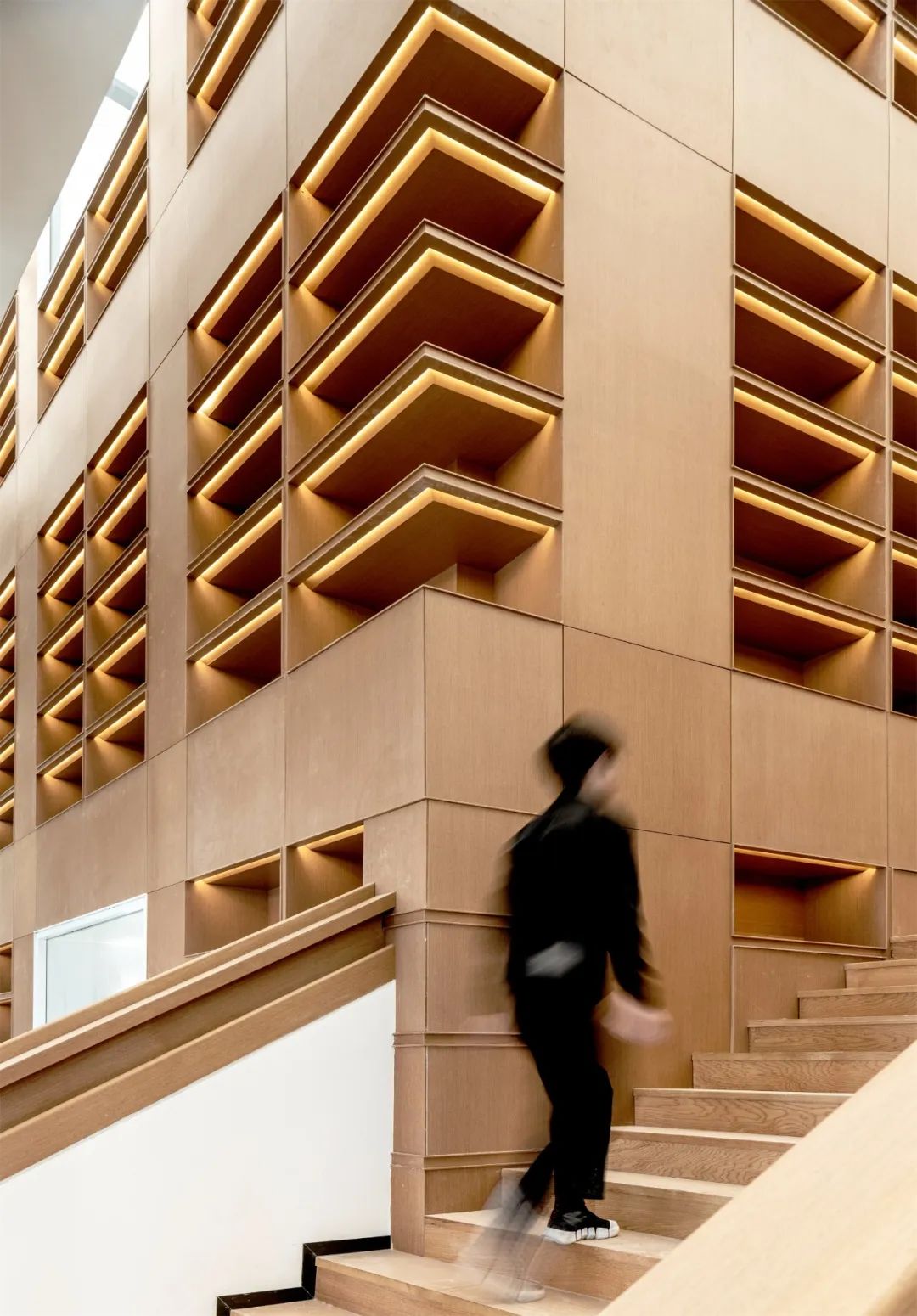 「图书馆」让心灵静下来的设计