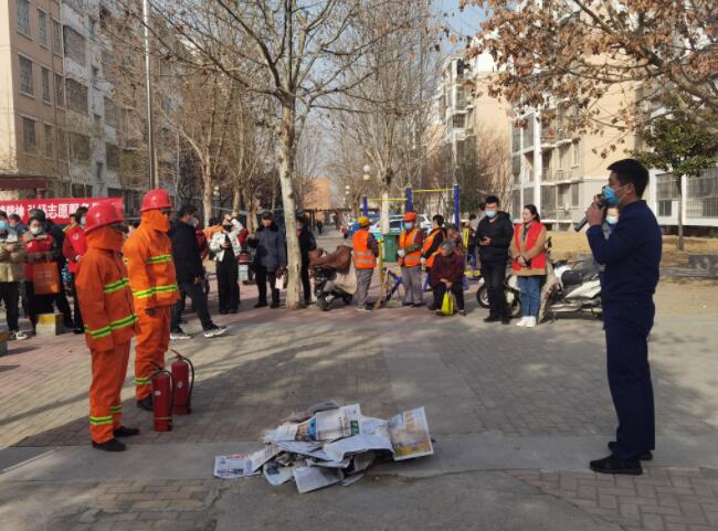 蒙城庄周举办“与雷锋同在，与公益同行”活动