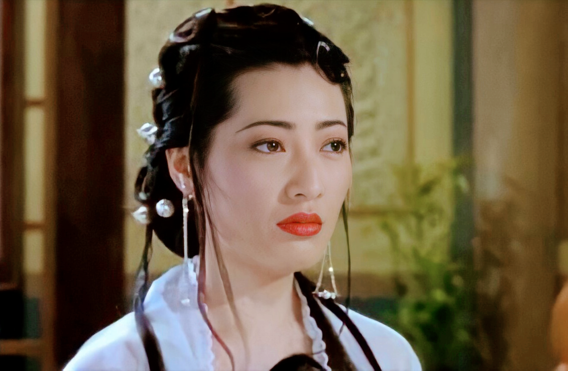 "亚洲第一美胸"杨思敏,从巅峰到退圈究竟发生了什么