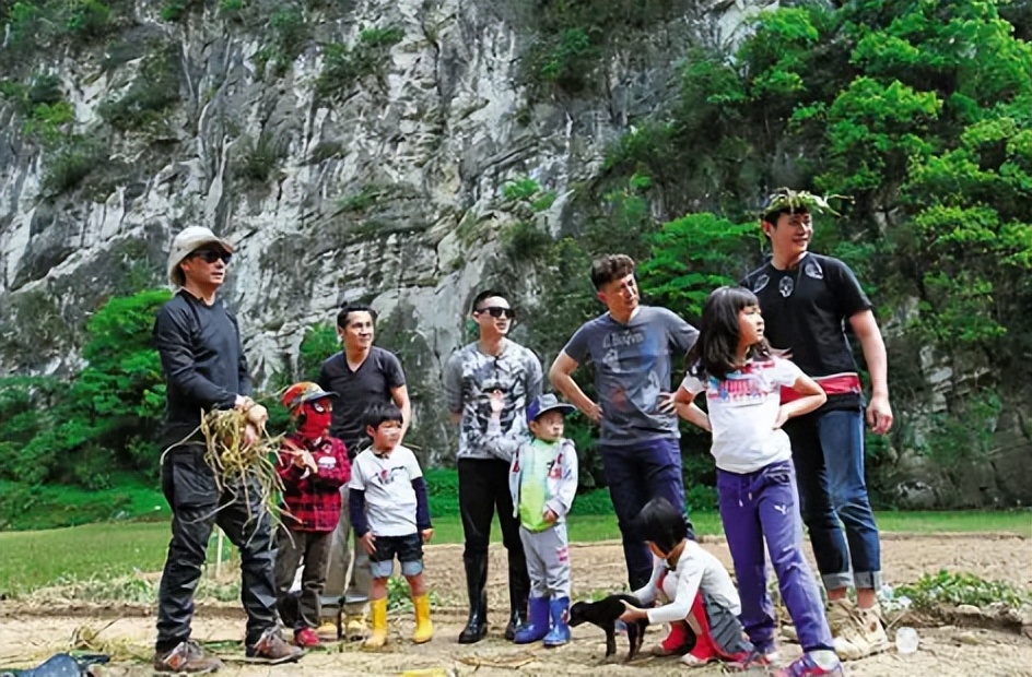 韩磊：苦追王燕2年，39岁终于得偿所愿，结婚16年感情仍如胶似漆