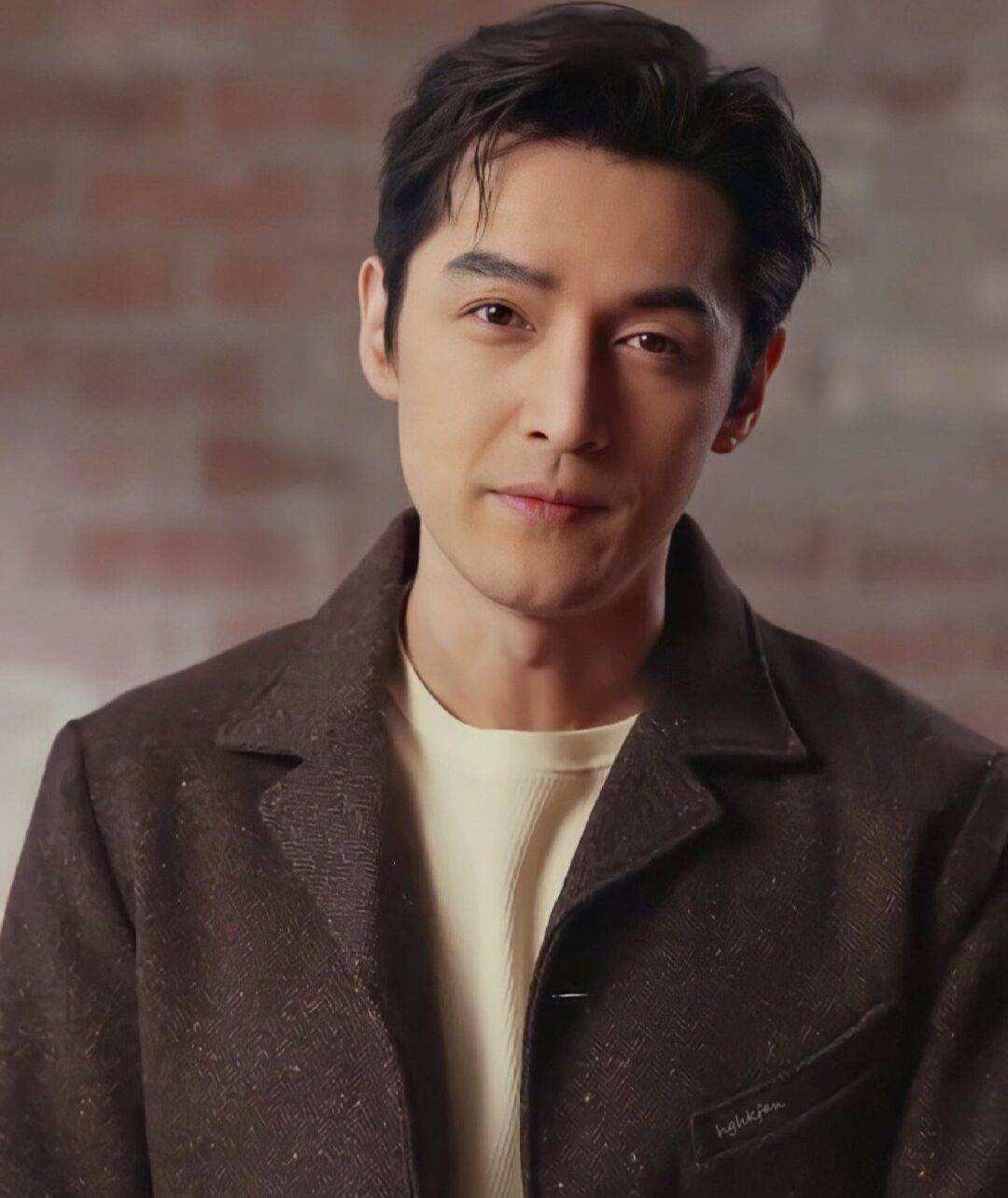 张纪中为捧妻子翻拍《白娘子》，找胡歌合作被拒，怒斥其忘恩负义