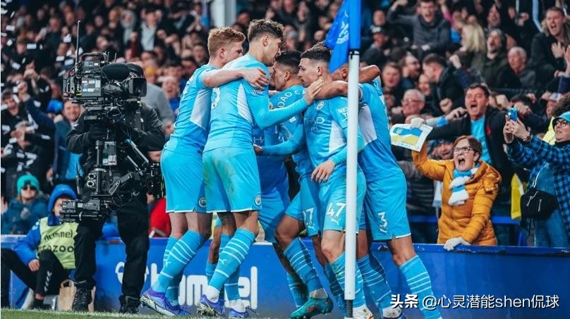 曼市德比咱先来一场(0-2到2-0！曼市德比134亿对决！C罗冲击世界第1神迹，央视不直播)