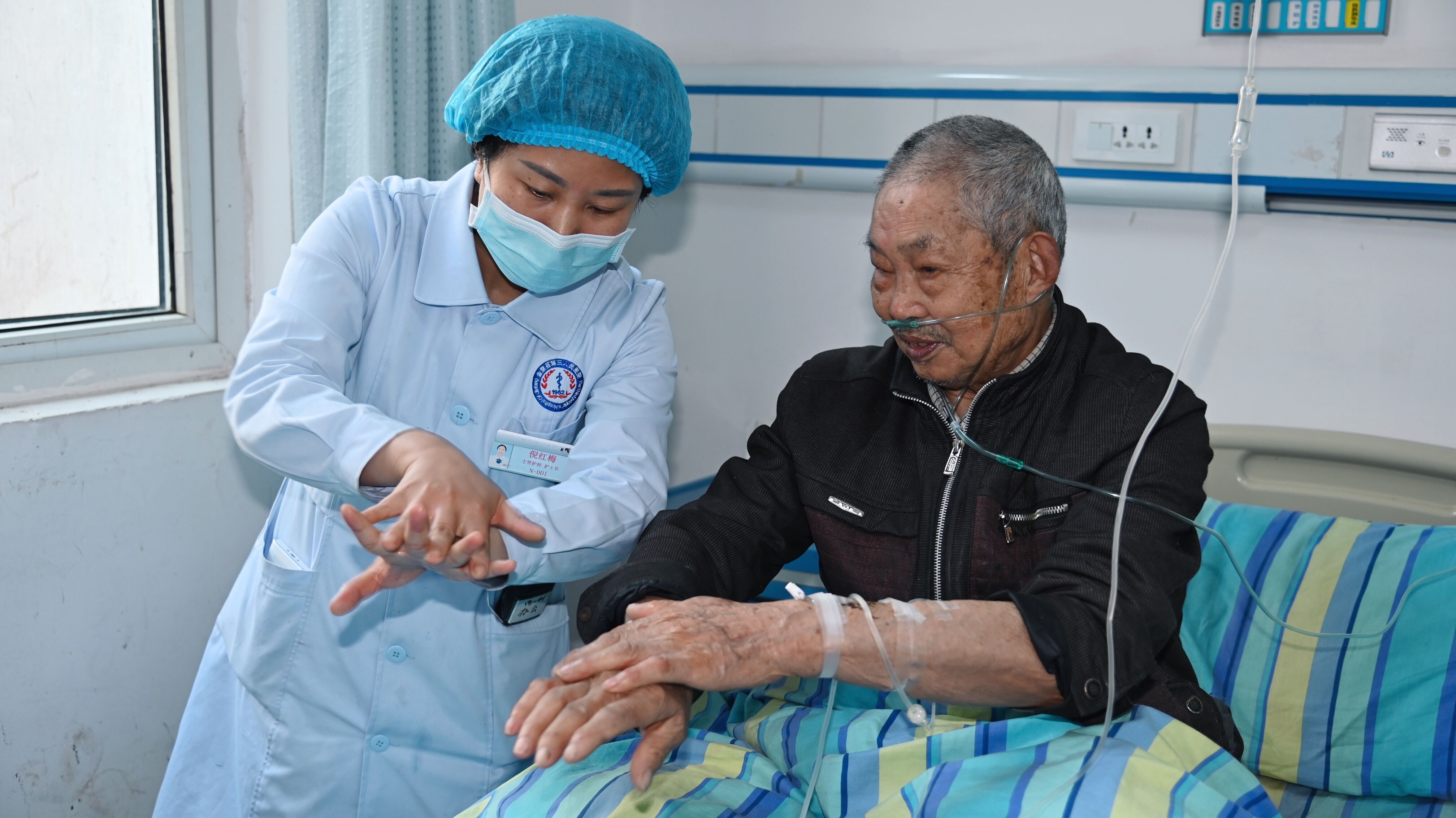 金堂县第三人民医院组织开展手卫生月主题宣传系列活动