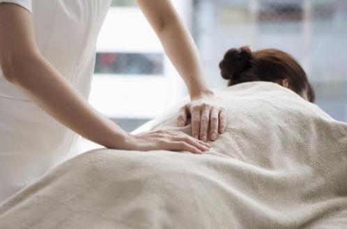 女性身体3个部位比较“敏感”，不适合让人按摩，自己也要少碰