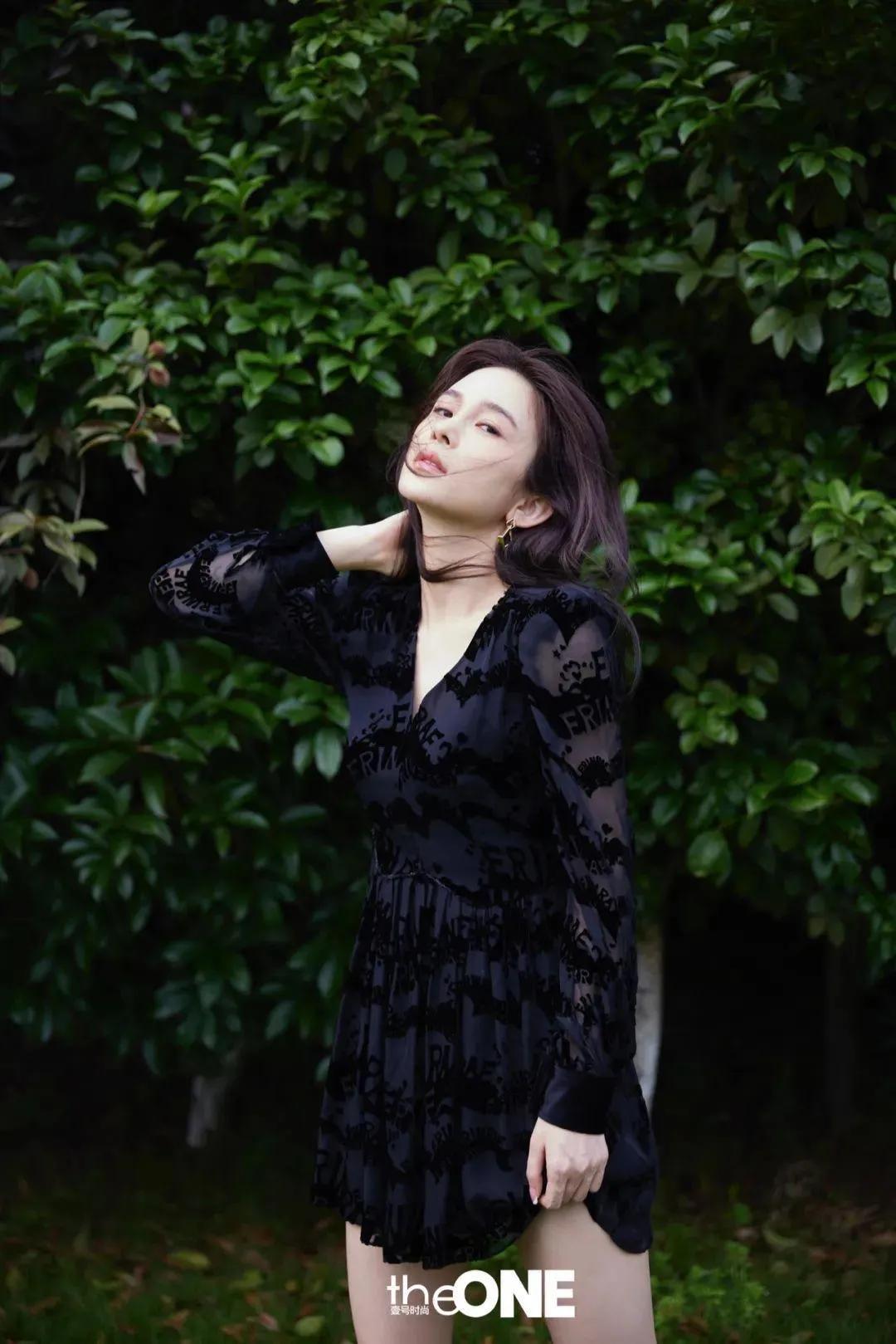 赵樱子初夏气质大片