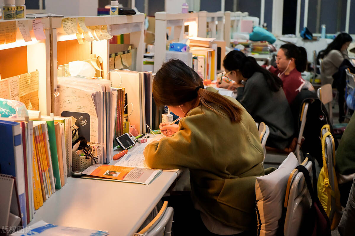 民办本科vs公办大专，怎么选，才不会后悔？