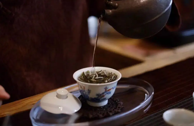 看完“土坑酸菜”，你还敢不洗茶吗？