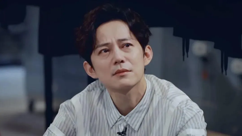 48岁的何炅，也走到了今天