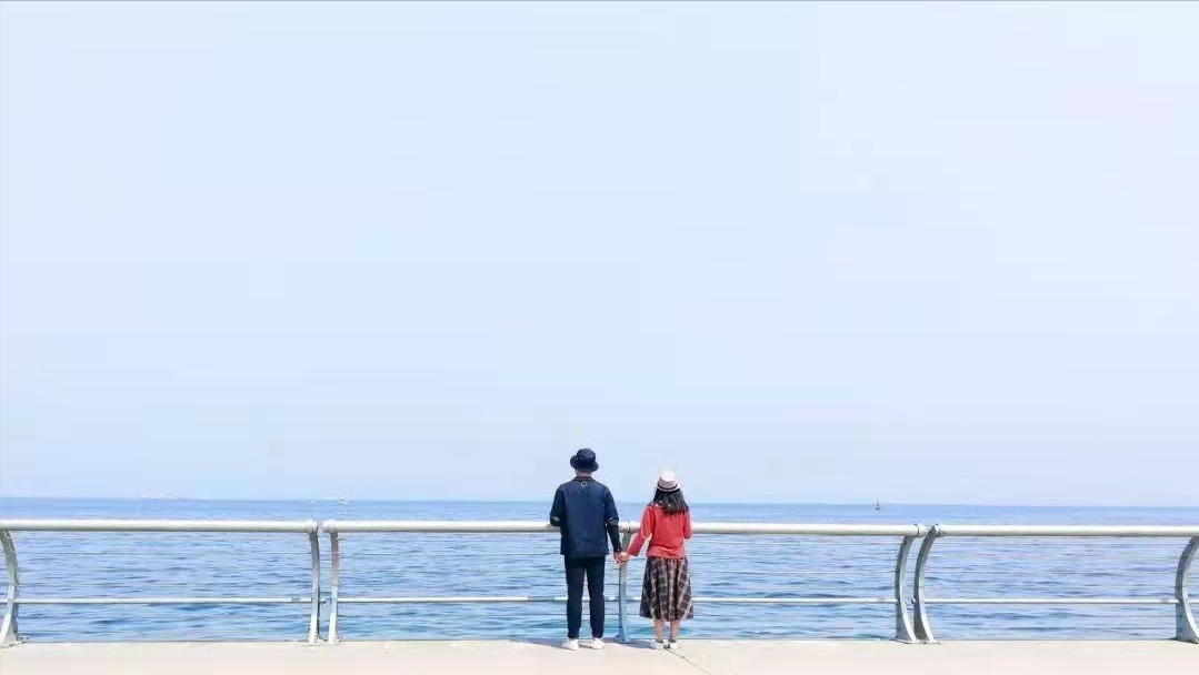 摘录感悟：人到中年，经营好家庭是一本万利的投资