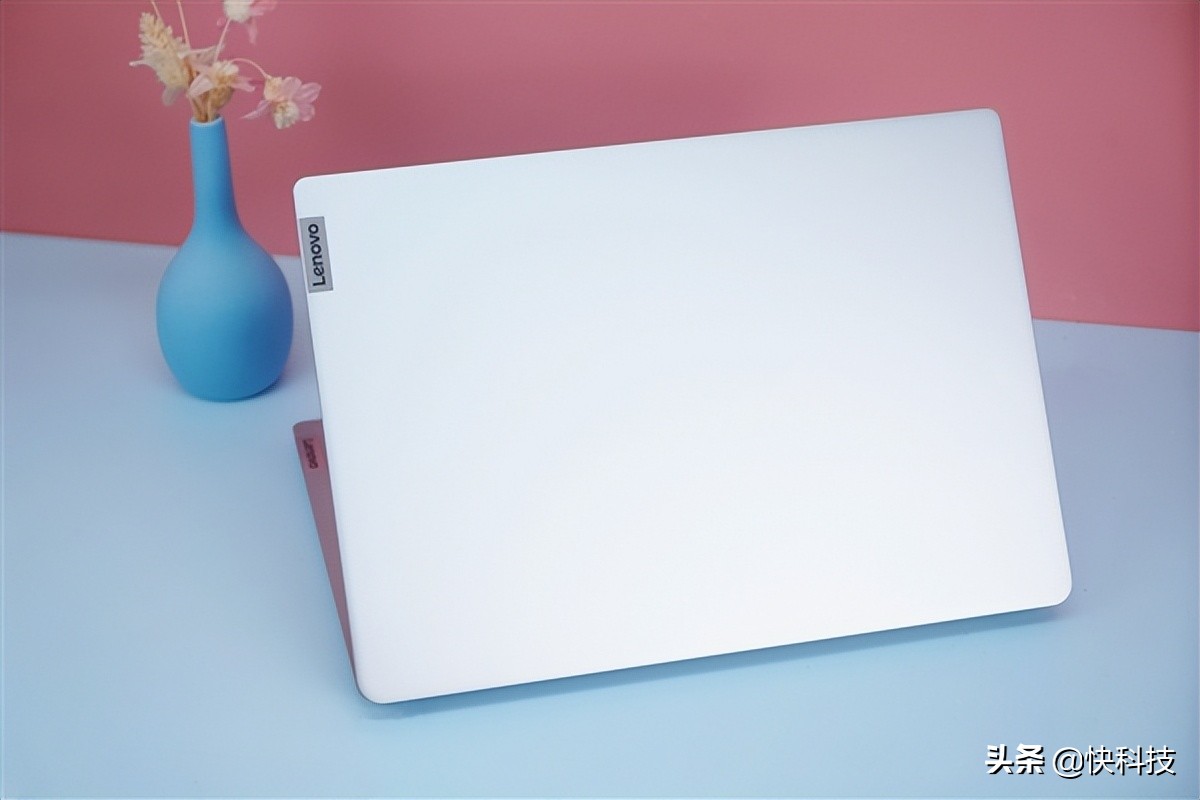 联想小新Pro 16 2022图赏：2.5K/120Hz高刷屏