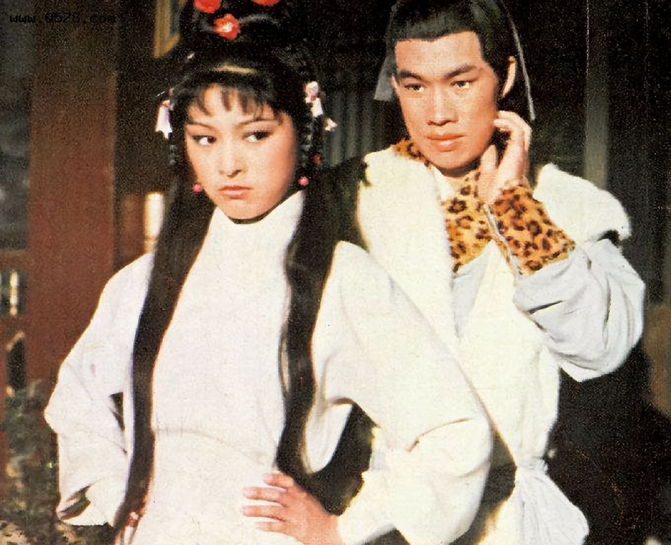 83版《射雕》选角内幕：导演对翁美玲有顾虑，金庸站出来力挺