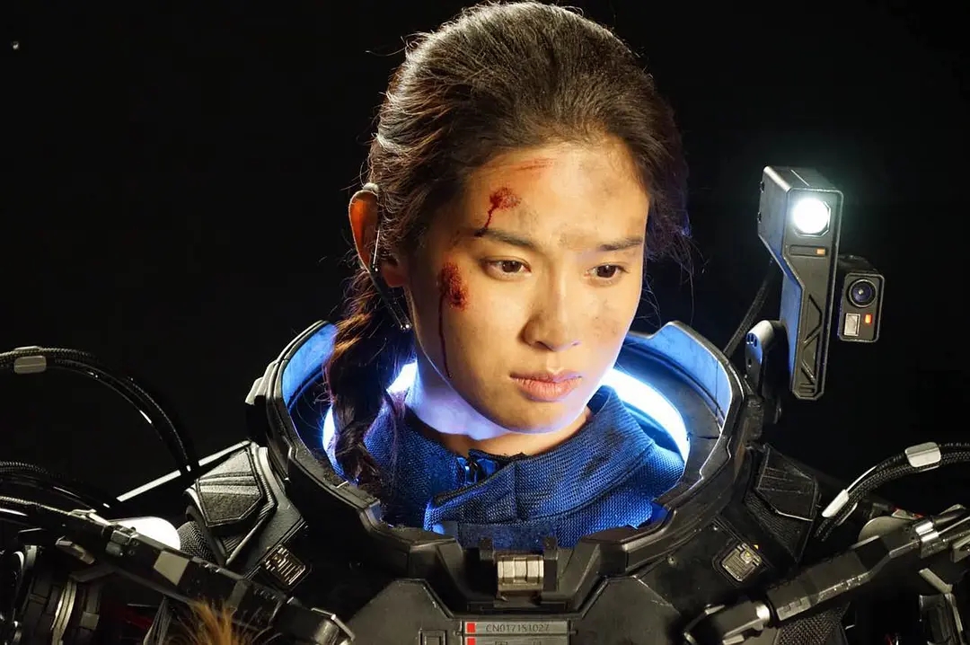 赵今麦爆红,屈楚萧也凭新剧"洗白",《流浪地球》真的神了