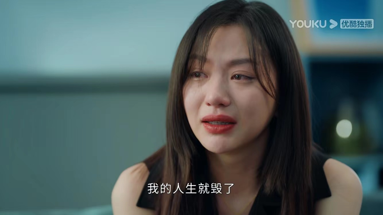 女心理师：被上司醉酒性侵的李薇，穿着暴露，是原罪还是借口？