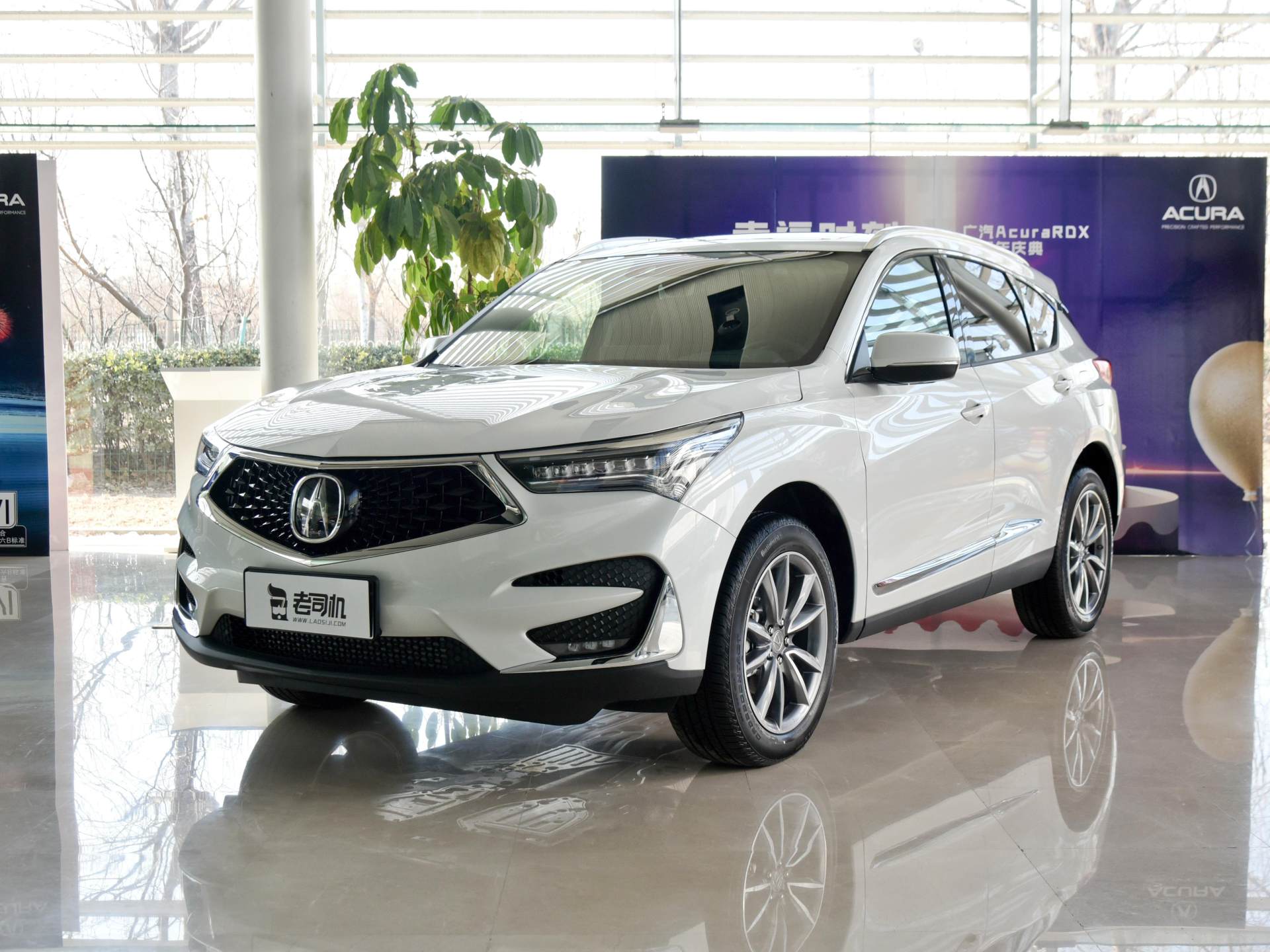 豪华品牌,中型suv,实拍讴歌rdx