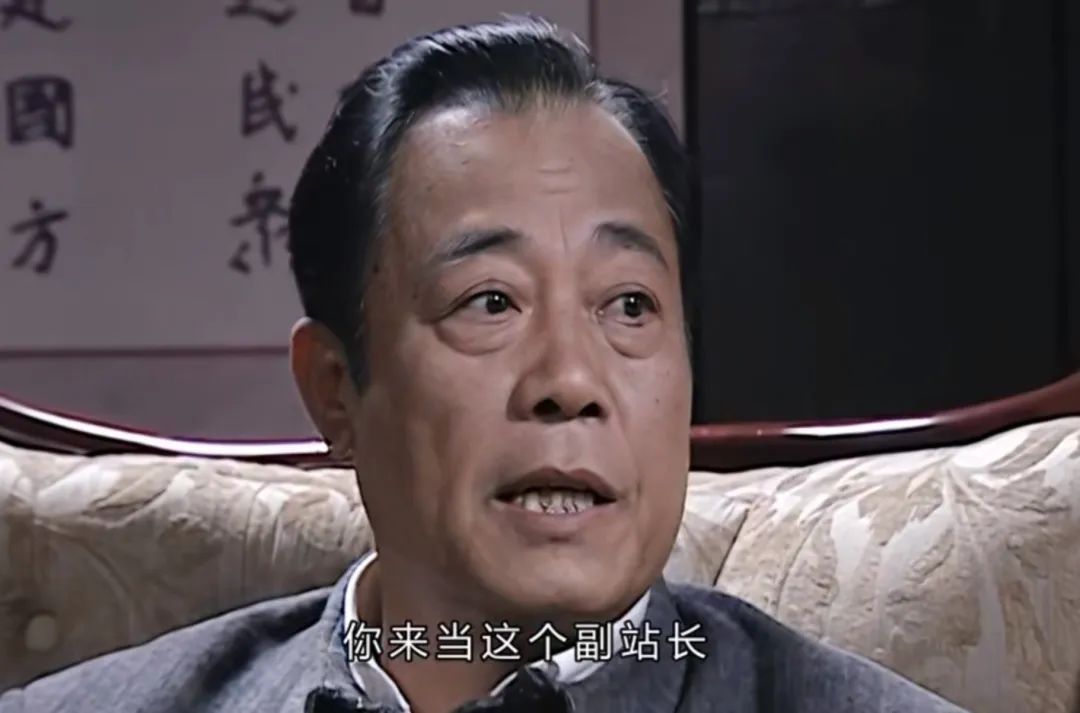 同样演特务头子，《潜伏》吴站长《悬崖》高科长一比，差别出来了