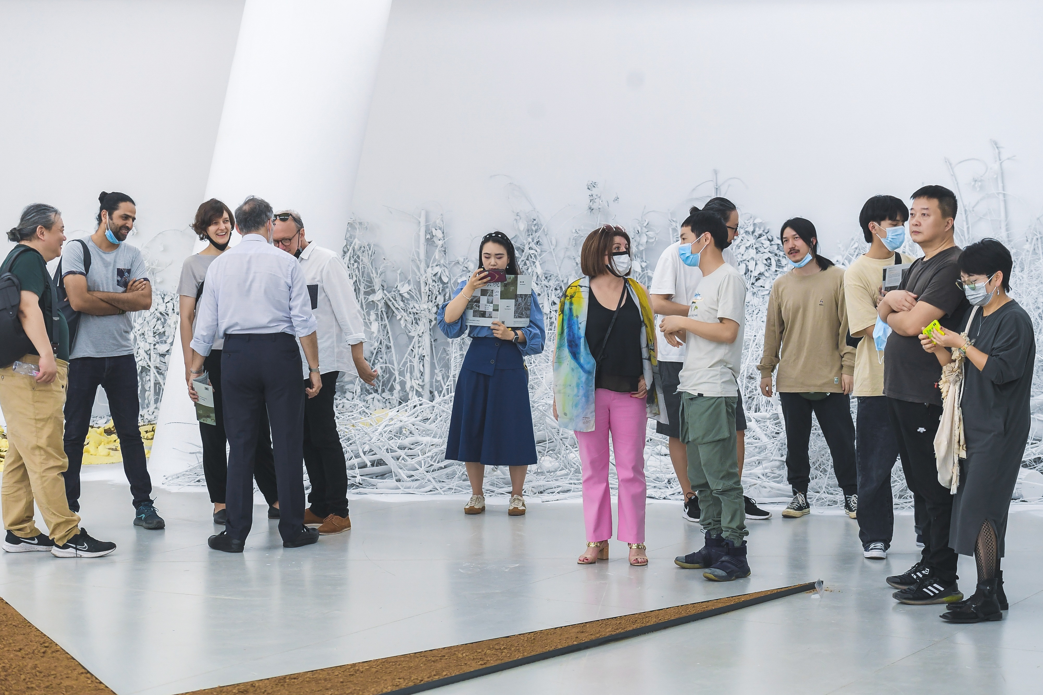 “休眠景观—童文敏、杨心广”展览正式在渝开幕