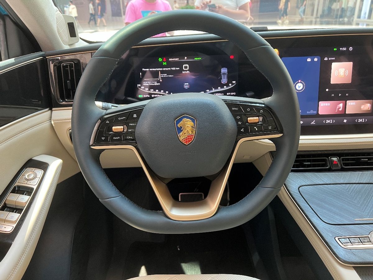 恒馳5重慶展車就位，本月底可進(jìn)行試駕