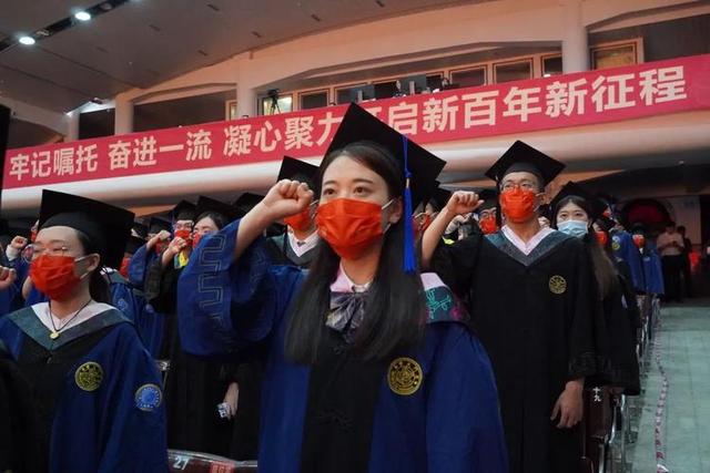 厦门华侨大学全国排名（福建高校排行榜出炉）