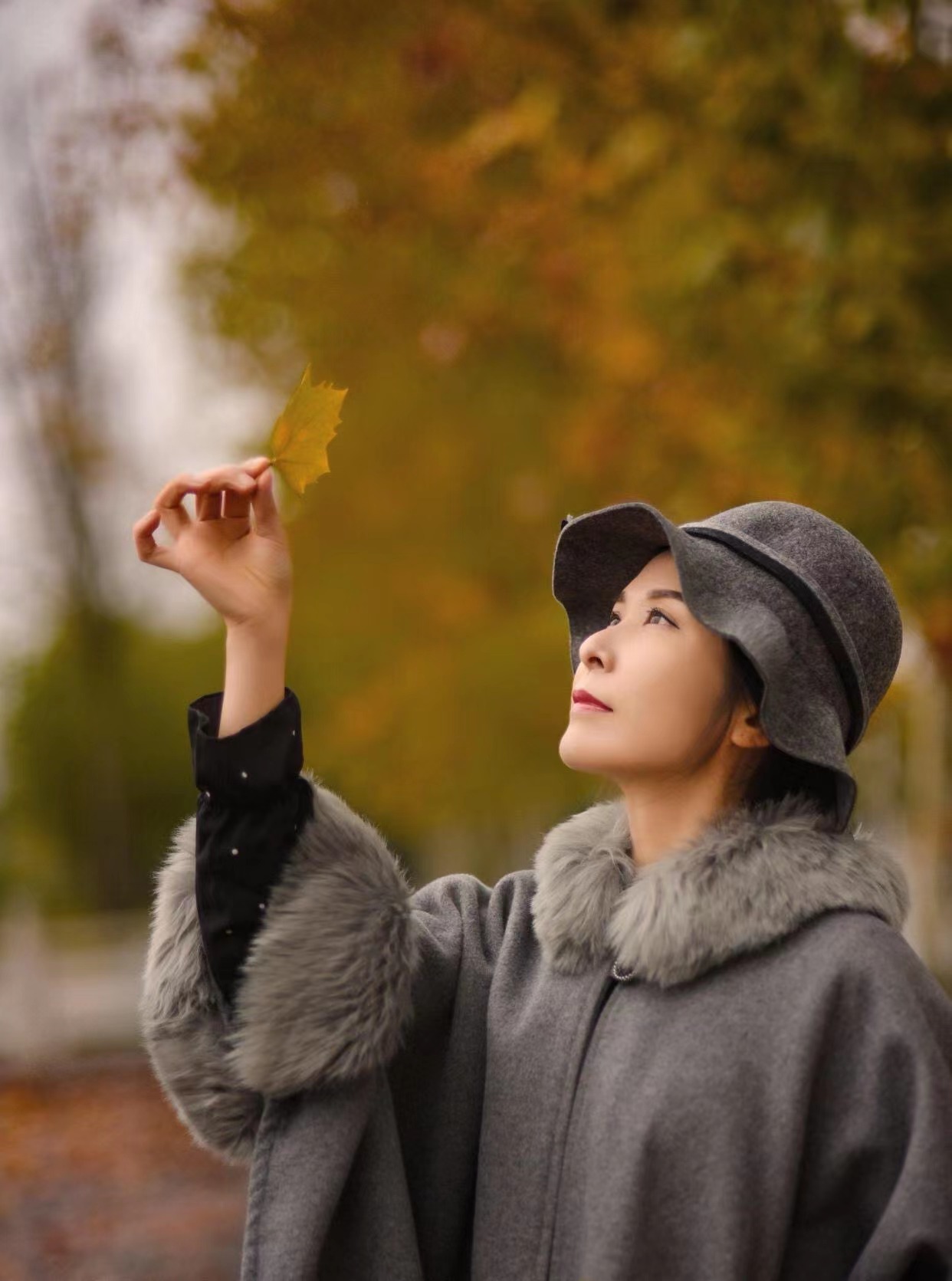 阿姨拍照有技巧，記住7個(gè)拍攝要點(diǎn)，優(yōu)雅耐看又知性