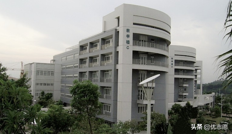 广州大学音乐舞蹈学院（21年星海音乐学院本科艺术类招录变动分析）