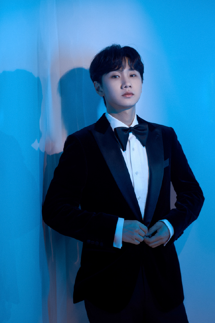 6.7图:刘亦菲 杨幂 周也 任敏 迪丽热巴 陈飞宇 韩庚 杨蓉 檀健次
任嘉伦