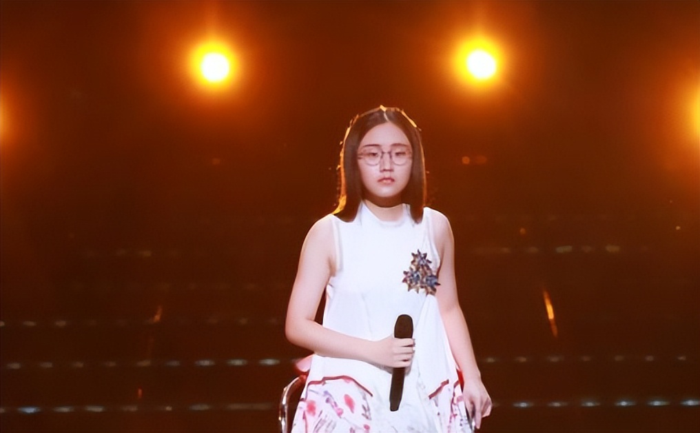 郭沁那届《中国新歌声》的冠军是谁，为什么没红起来？