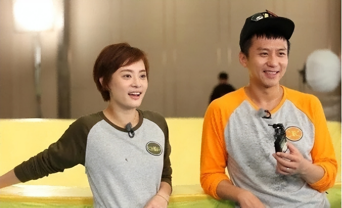 清清白白不乱搞，娱圈最干净的17对夫妻，个个与原配不离不弃