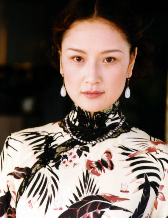 演员孙宁:和球星遗憾分手,大岁的王和大9岁的离婚王学兵离婚,42岁婚姻