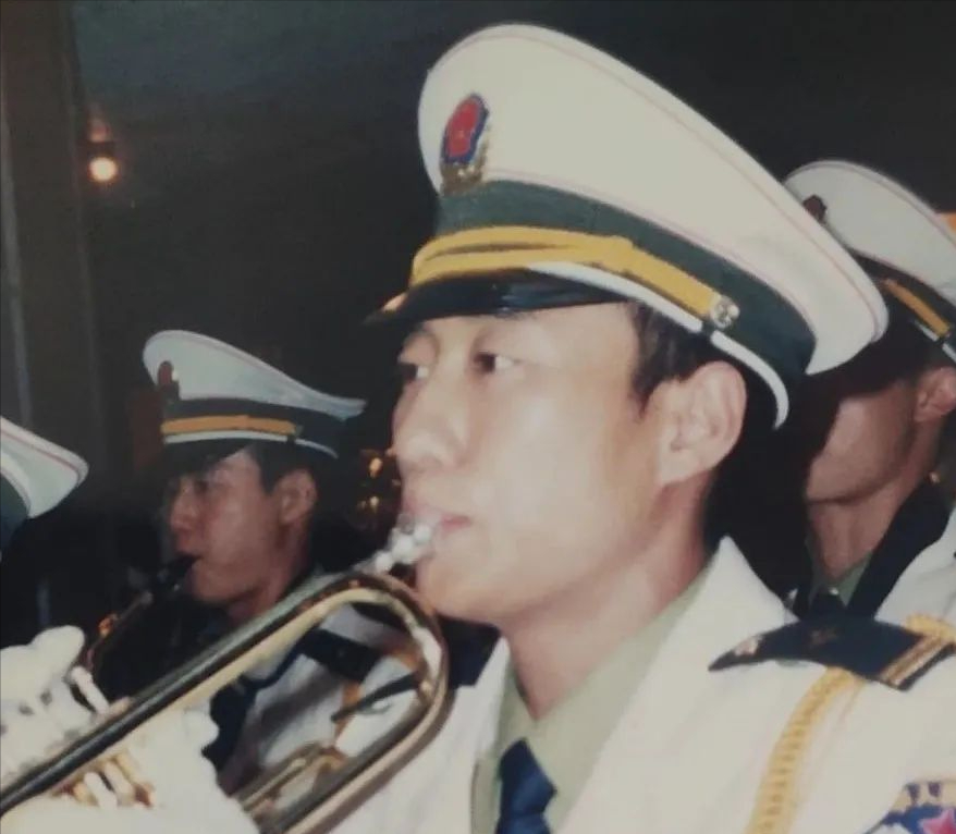 自以为很红，其实观众都拿他当小丑，反诈老陈转型后不觉得尴尬吗