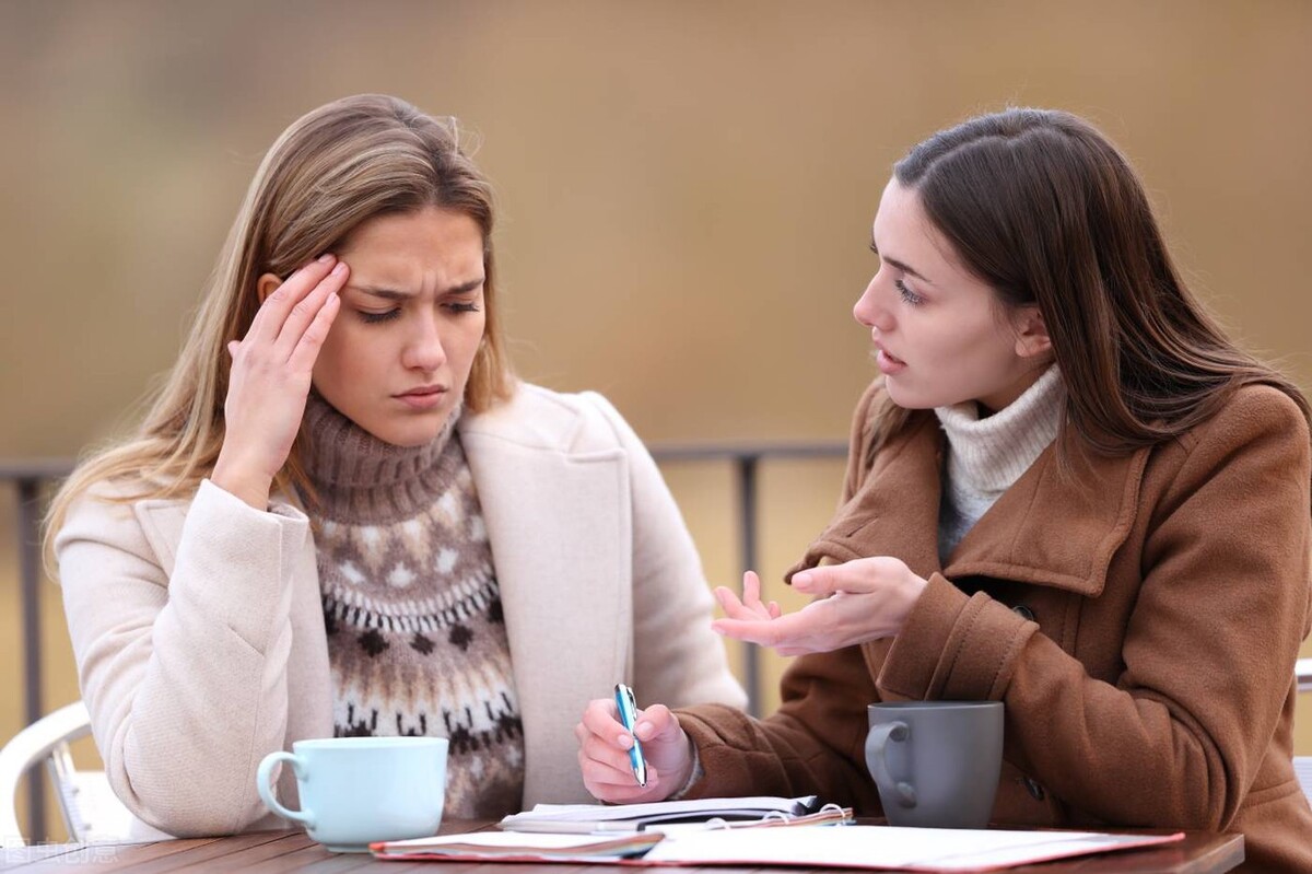 整体分析语篇连贯性的基本策略——以江苏省牛津高中英语教材为例