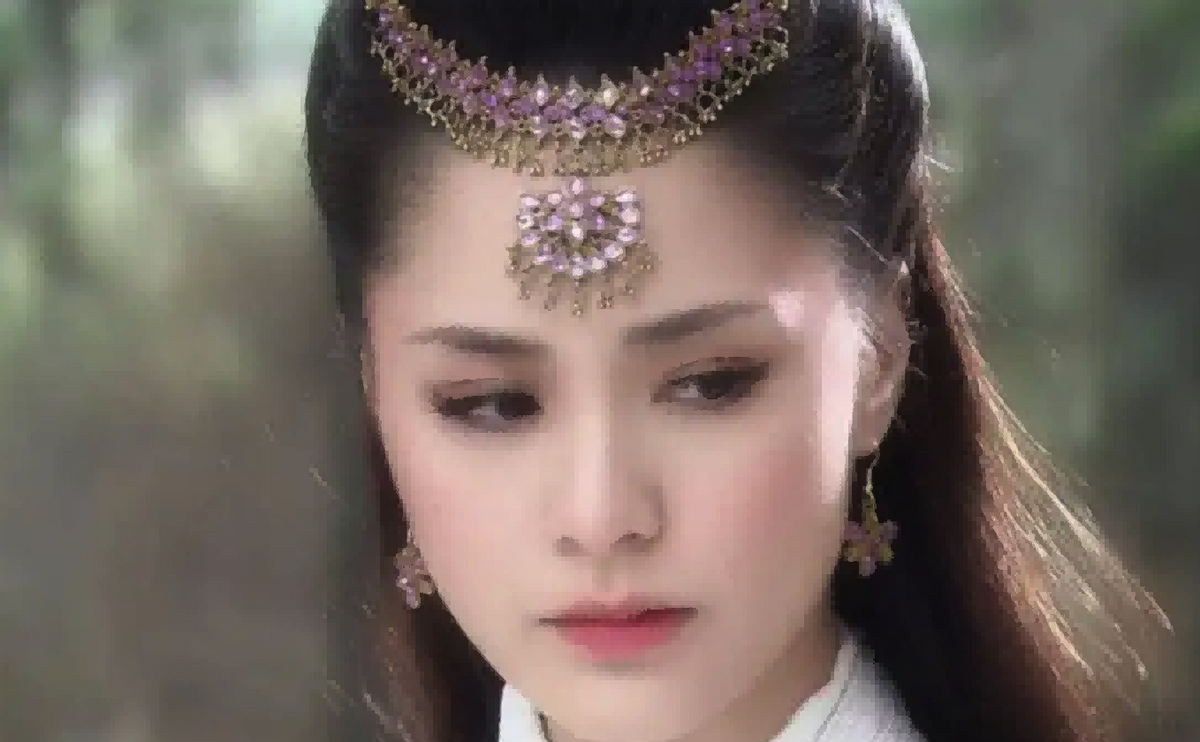 颜值不够别带“额饰”！13位女星造型PK，谁才撑得起倾国倾城