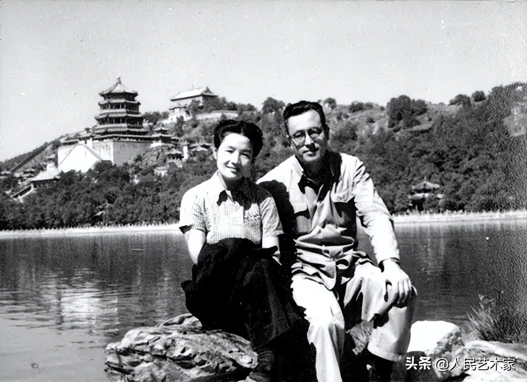 他是清华和耶鲁的高材生，为中国的话剧、电影事业鞠躬尽瘁，与歌唱家周小燕喜结连理，却难逃特殊时期的厄运